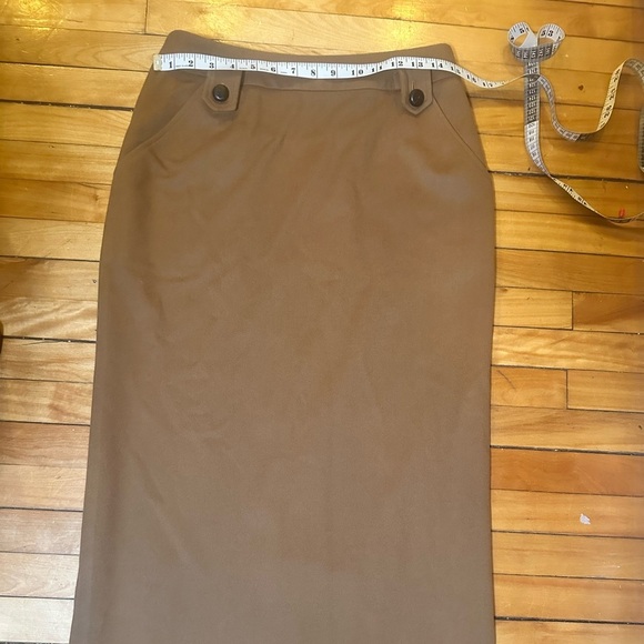 Vintage Anne Klein 70s-80s 100% Wool Midi Skirt | Camel Brown | Size 8 - Picture 6 of 6